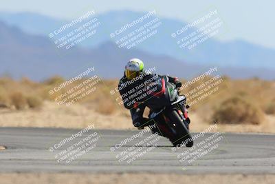 media/Mar-21-2025-CVMA Friday Practice (Fri) [[30cd4fe323]]/5-Racer 4/Session 4 (Turn 16)/